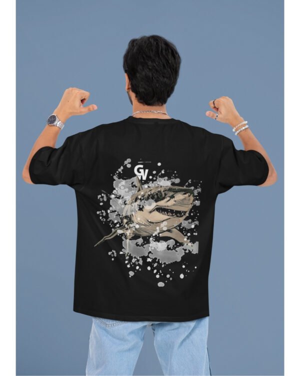 SHARK PREDATOR OVERSIZED TEE – BLACK