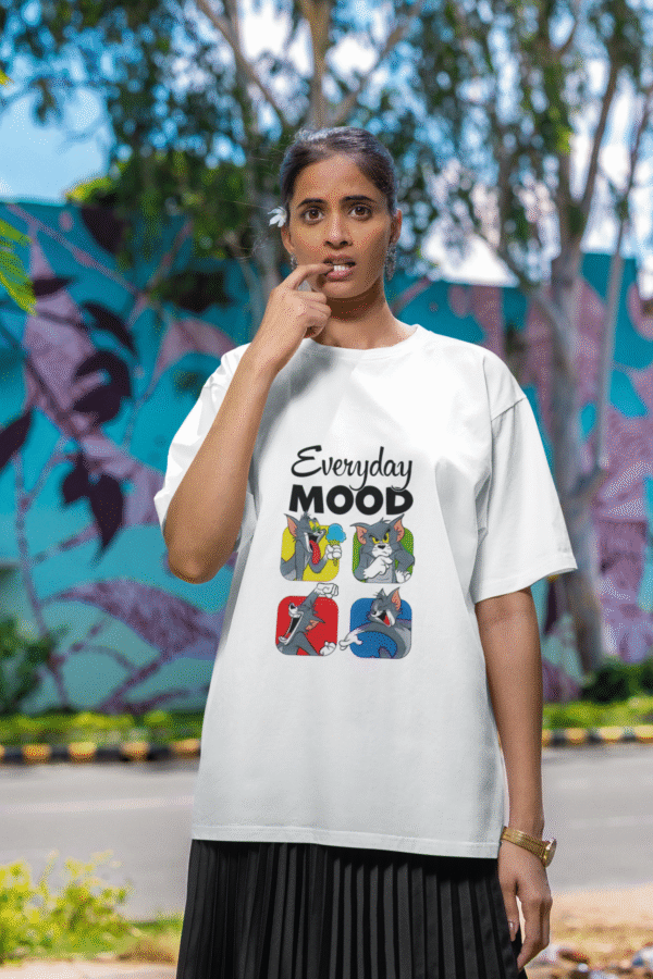 EVERYDAY MOOD OVERSIZED STREET TEE – WHITE